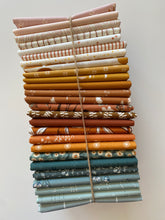 Load image into Gallery viewer, Scrappy Trip Around the World Quilt Kit