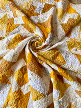 Load image into Gallery viewer, Filtered Sunshine Quilt Kit