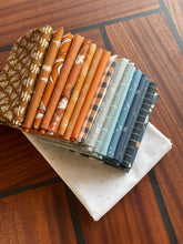 Load image into Gallery viewer, Scrappy Bear Cabin Quilt Kit