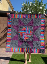 Load image into Gallery viewer, Scrappy Star Quilt