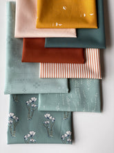 Load image into Gallery viewer, Harvest Fat Quarter Bundle
